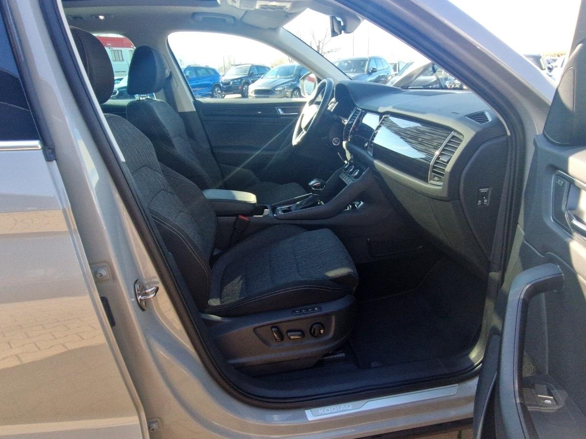 Fahrzeug-Bild 8