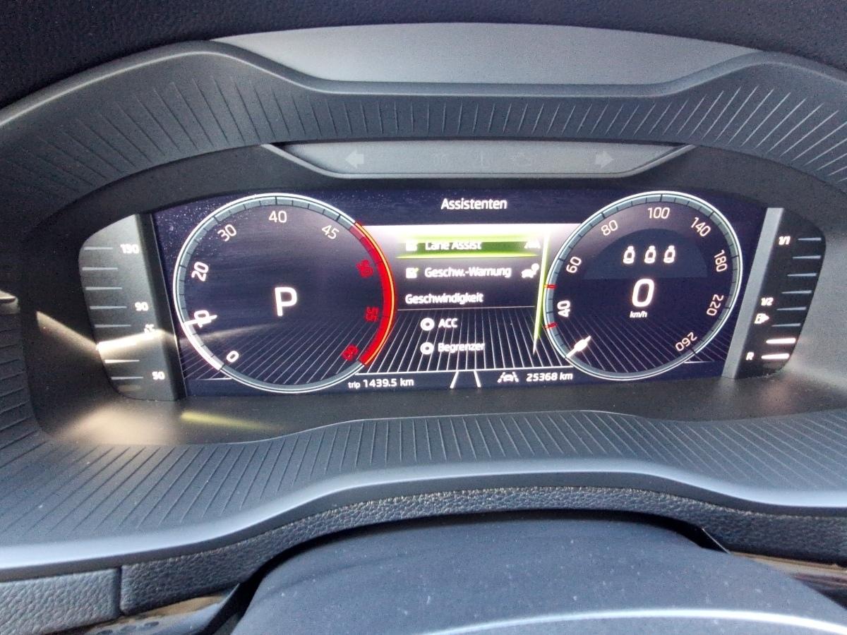 Fahrzeug-Bild 12