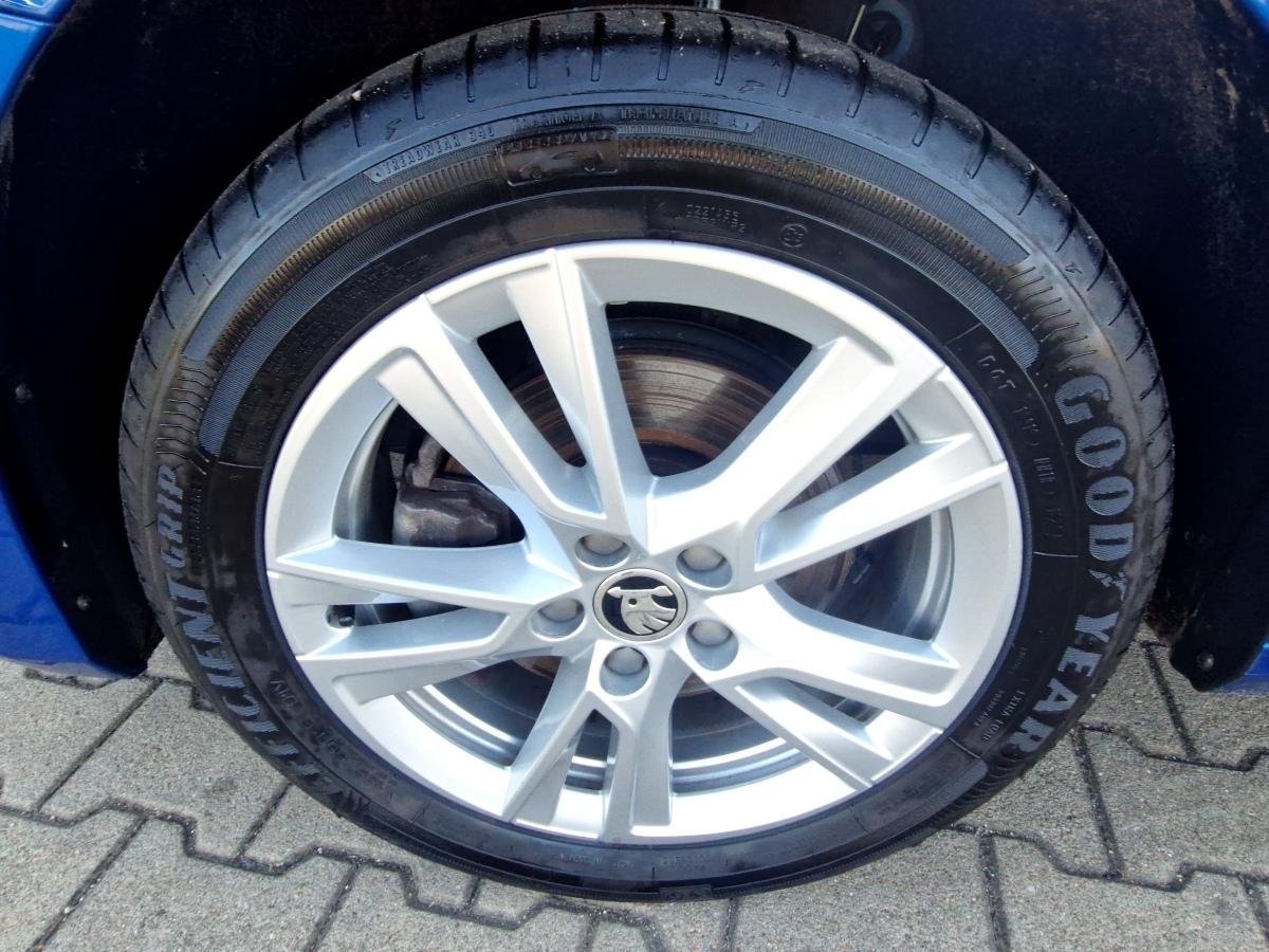 Fahrzeug-Bild 14