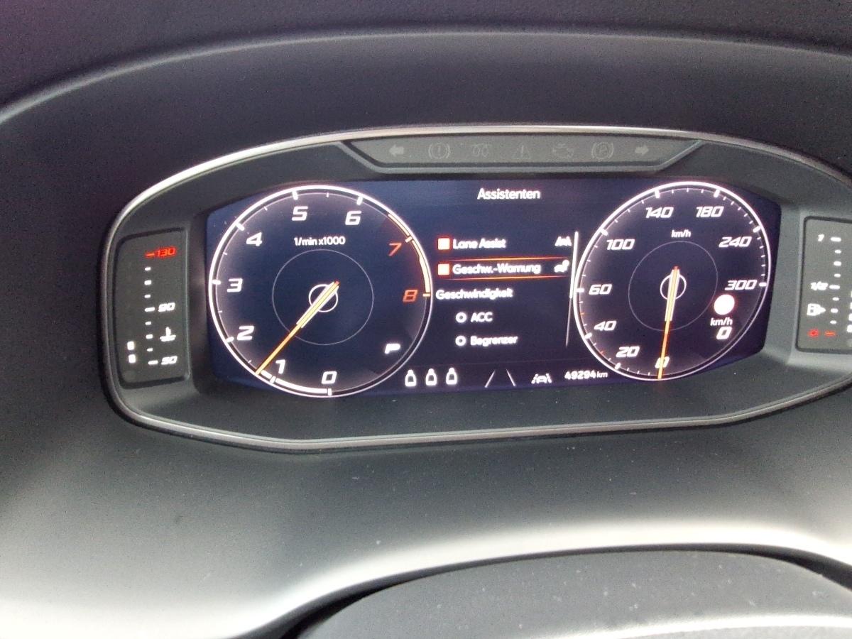 Fahrzeug-Bild 12