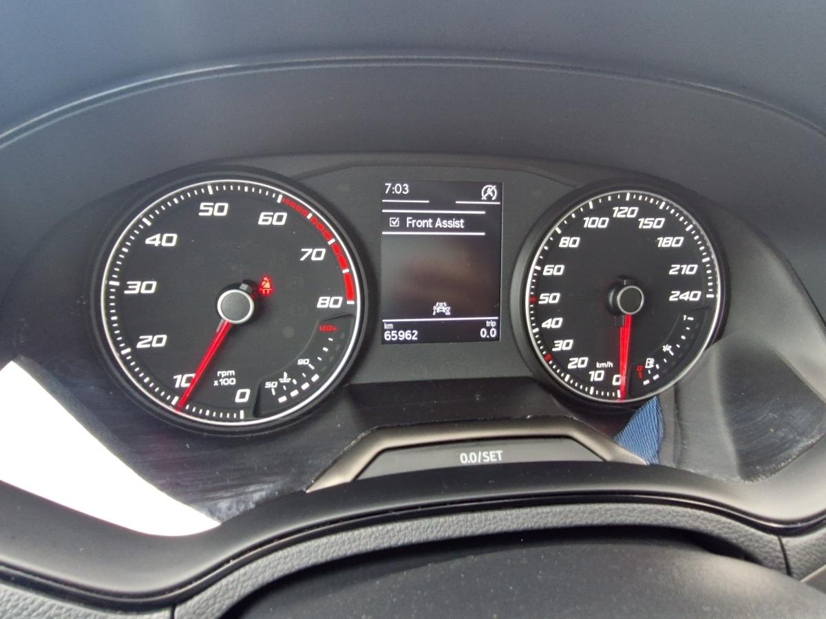 Fahrzeug-Bild 13