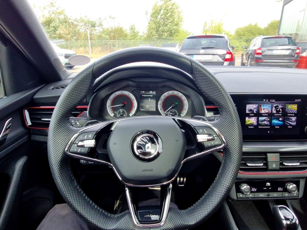 Fahrzeug-Bild 12