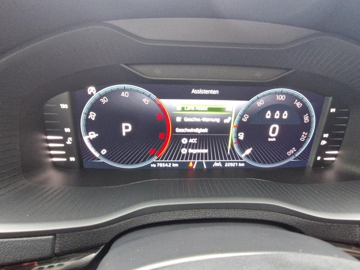 Fahrzeug-Bild 12