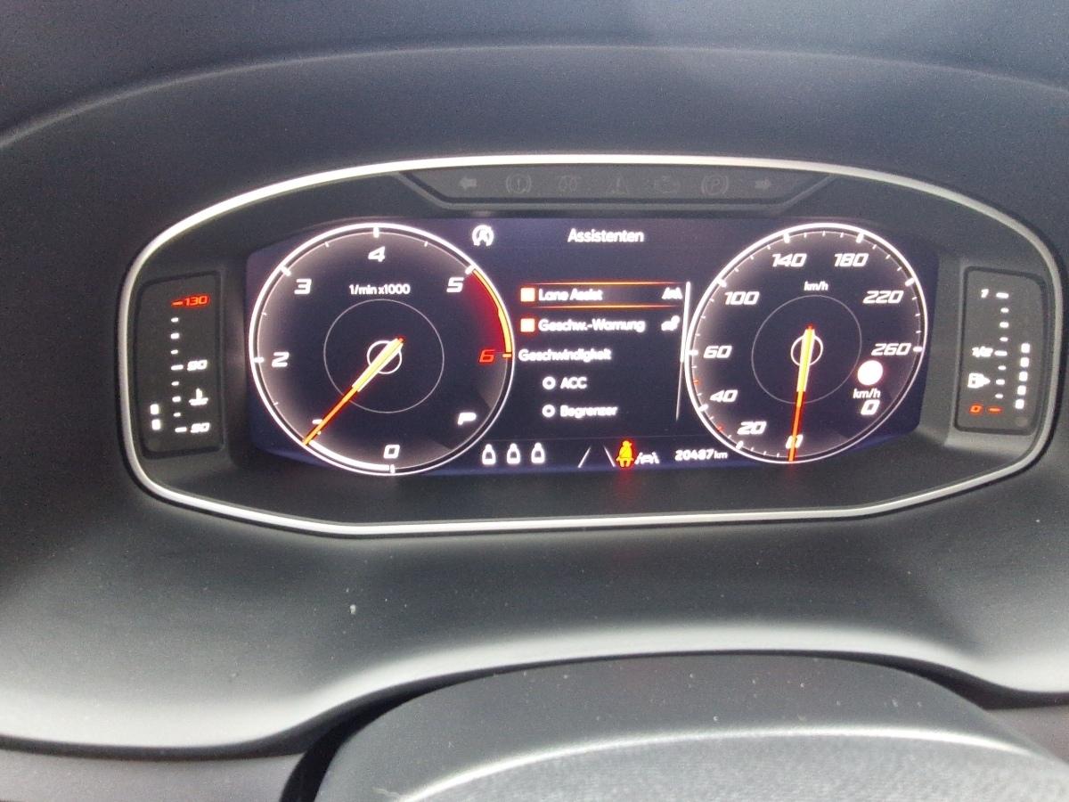 Fahrzeug-Bild 12