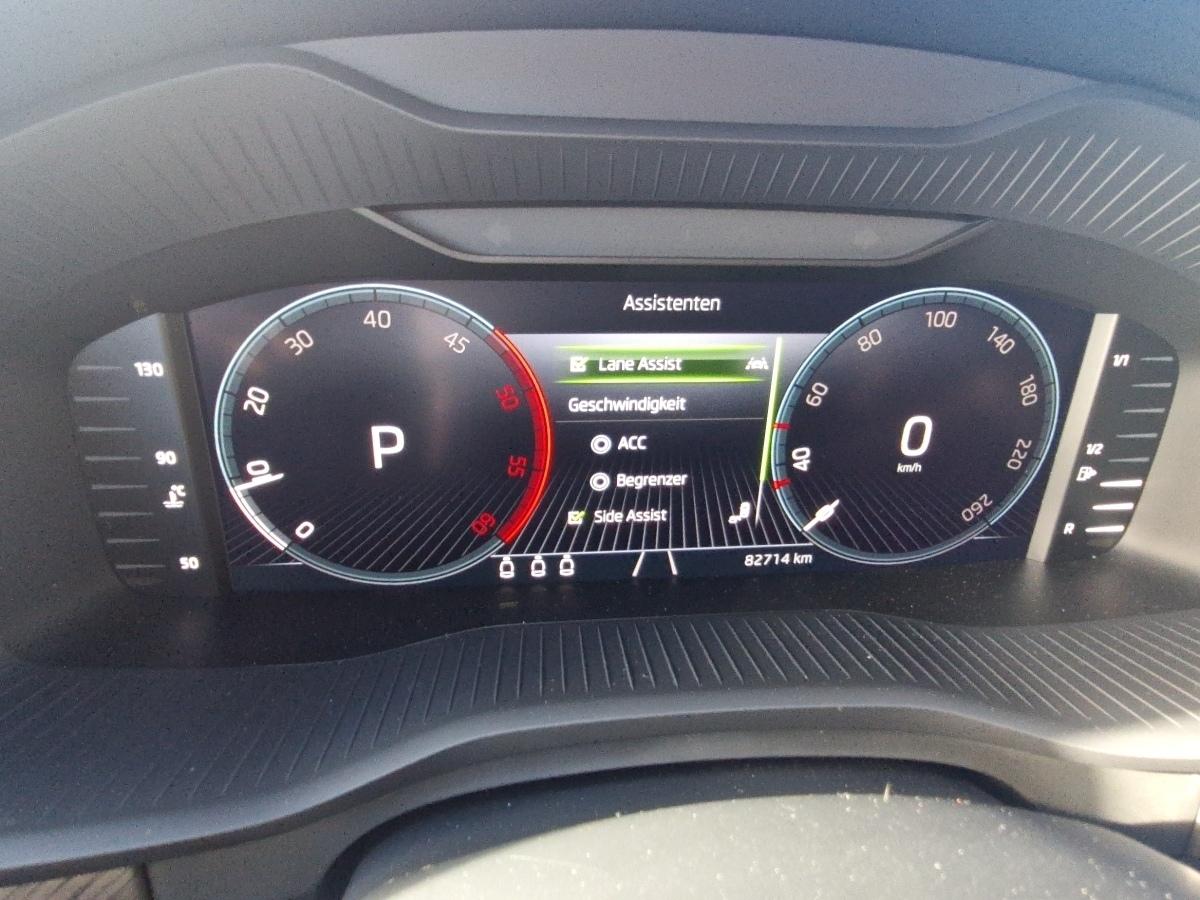 Fahrzeug-Bild 13