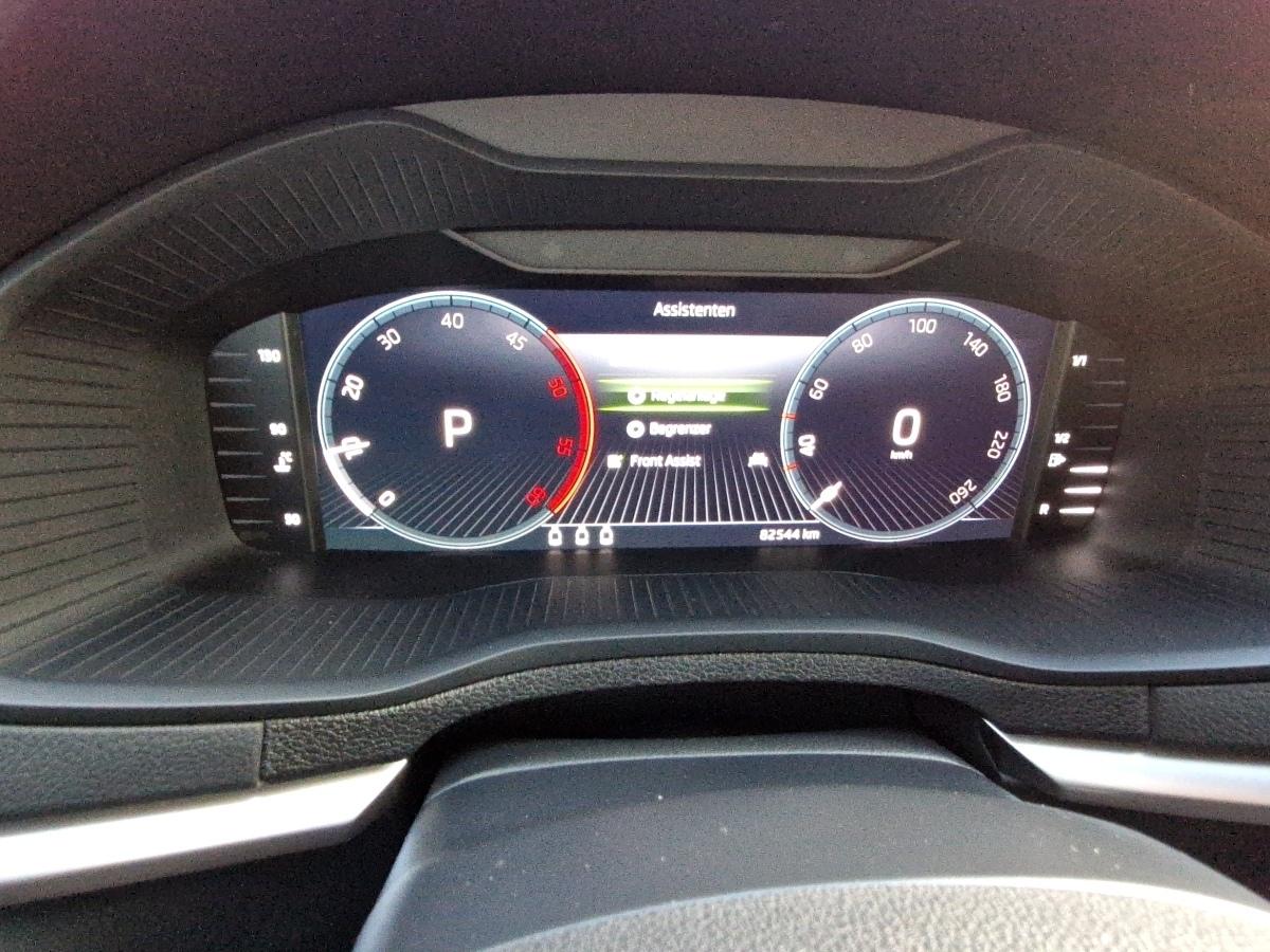 Fahrzeug-Bild 12