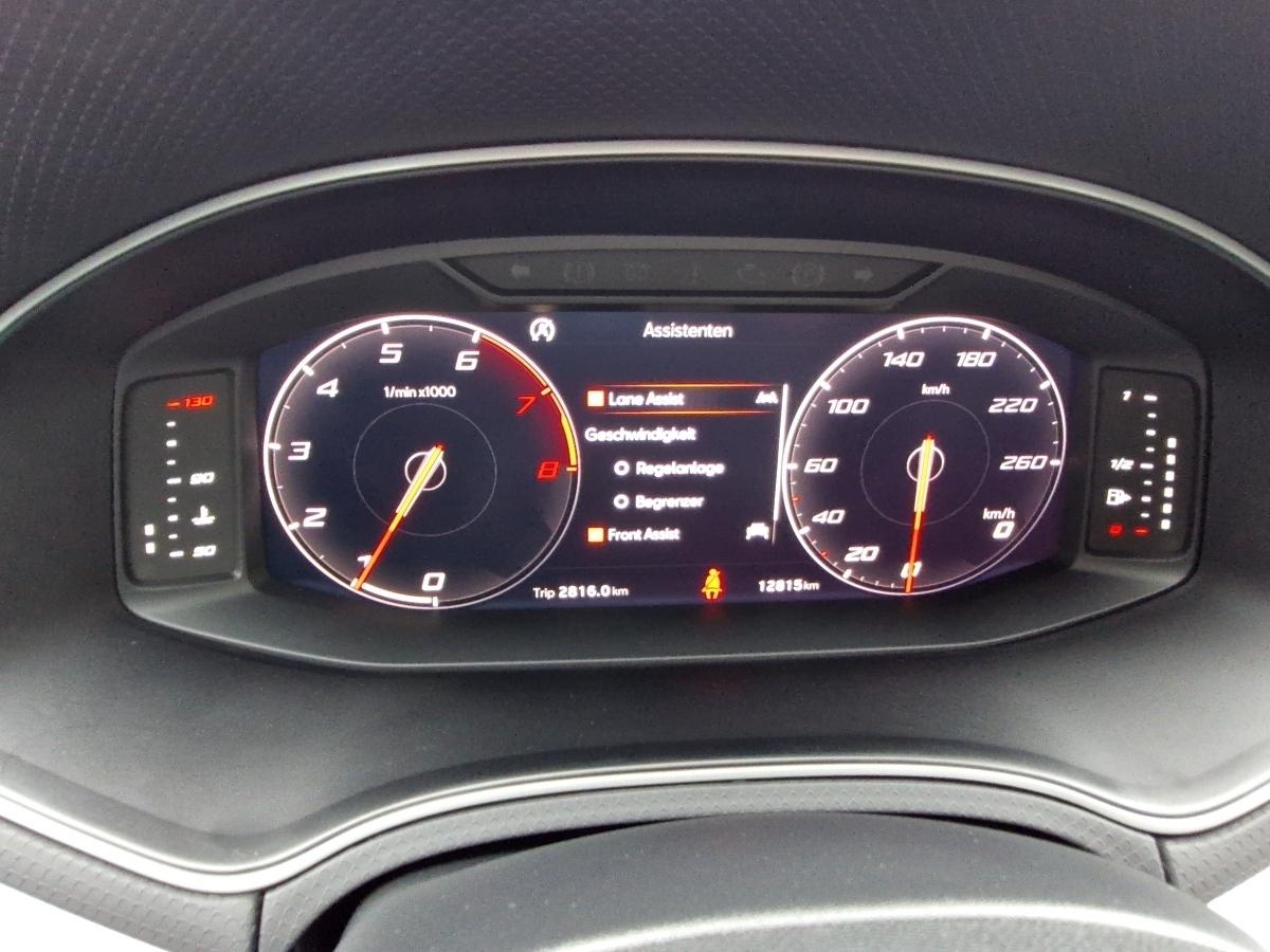 Fahrzeug-Bild 12