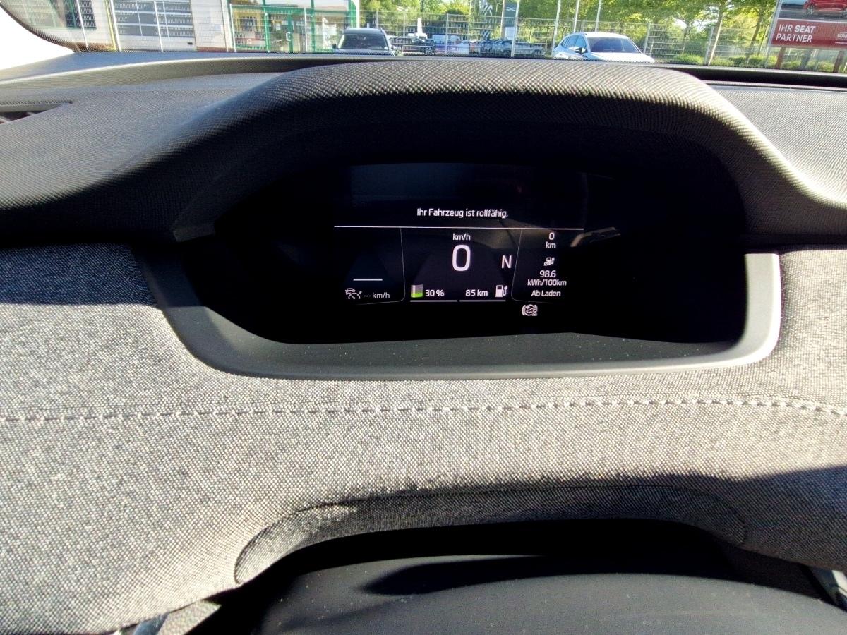 Fahrzeug-Bild 12