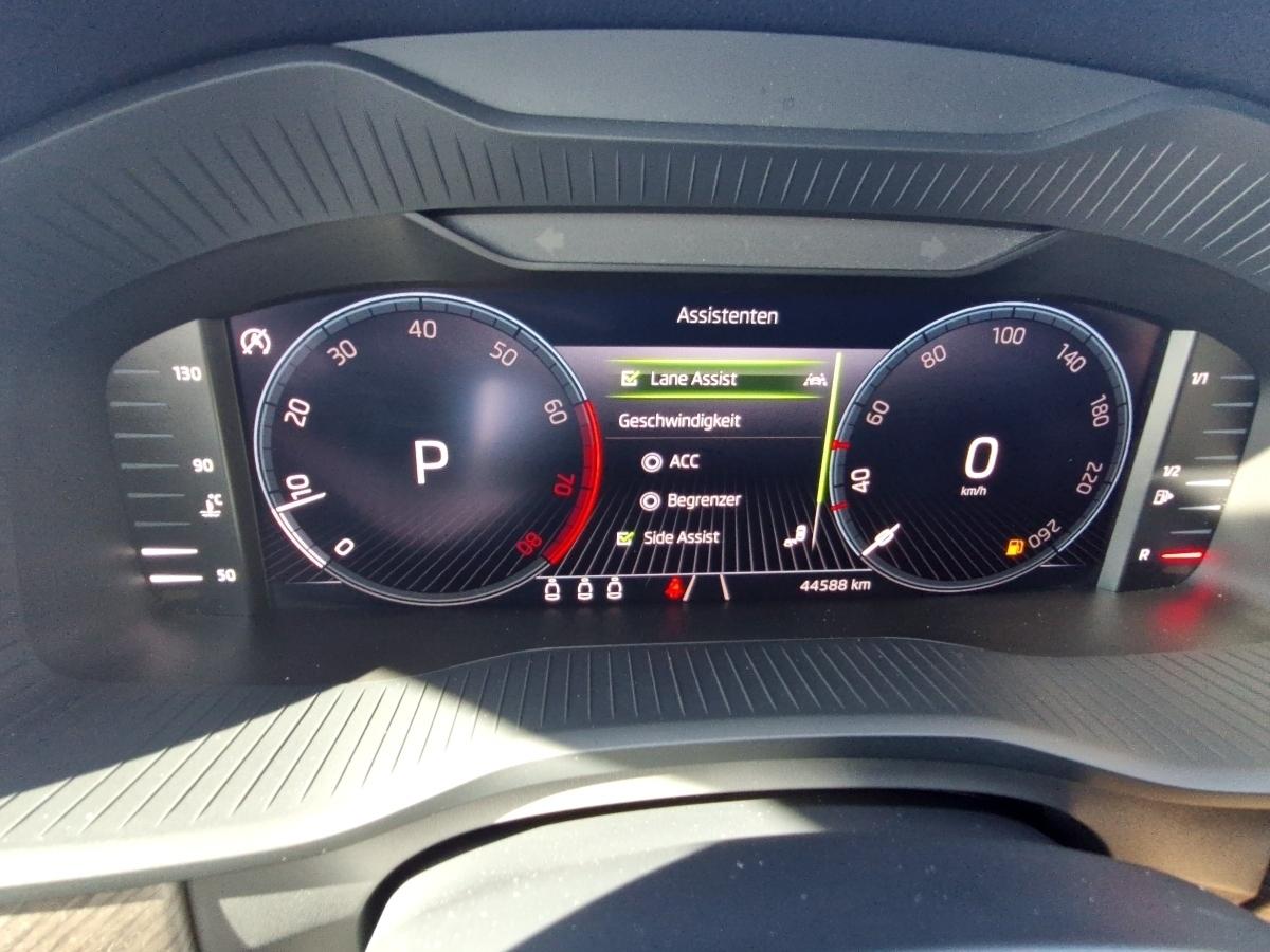 Fahrzeug-Bild 13