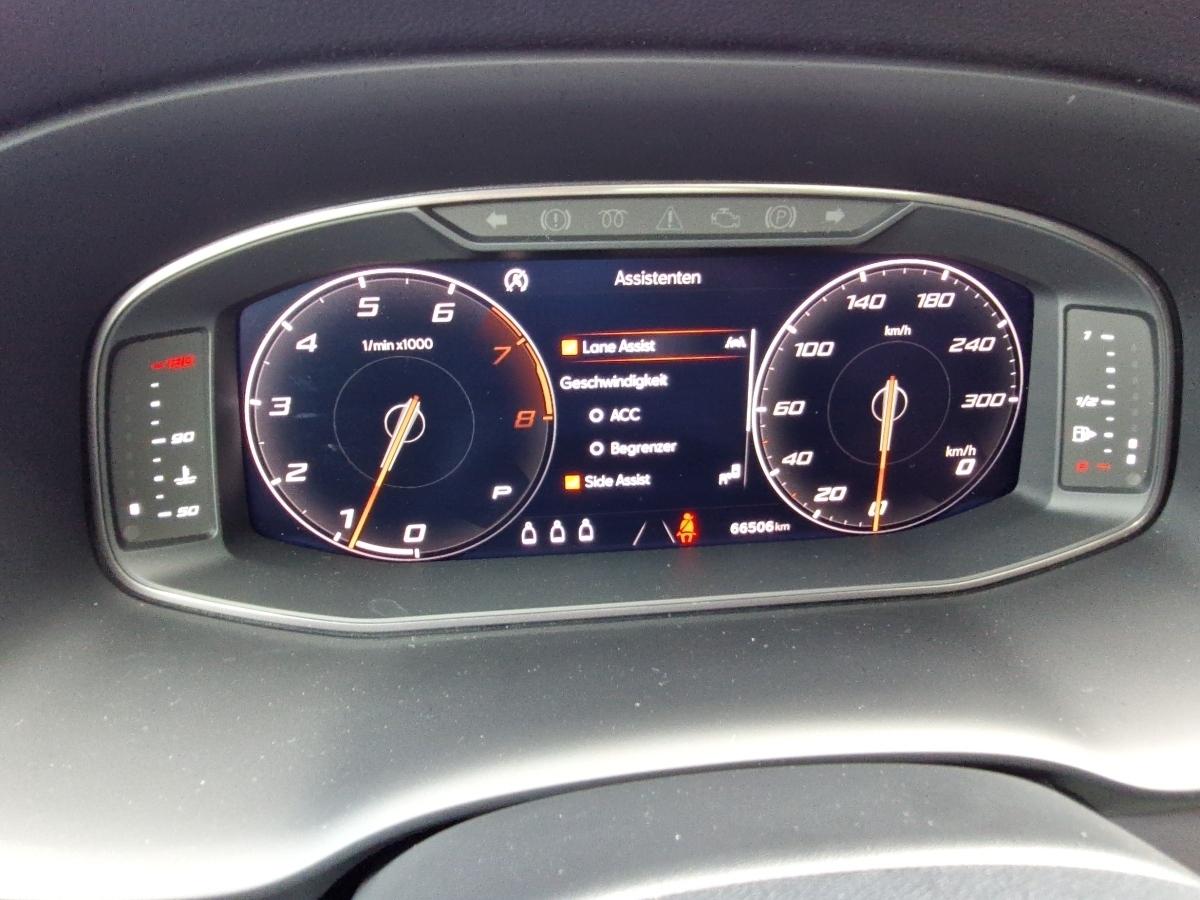 Fahrzeug-Bild 12