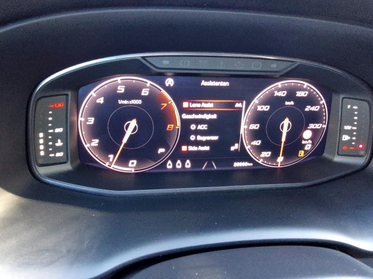Fahrzeug-Bild 12