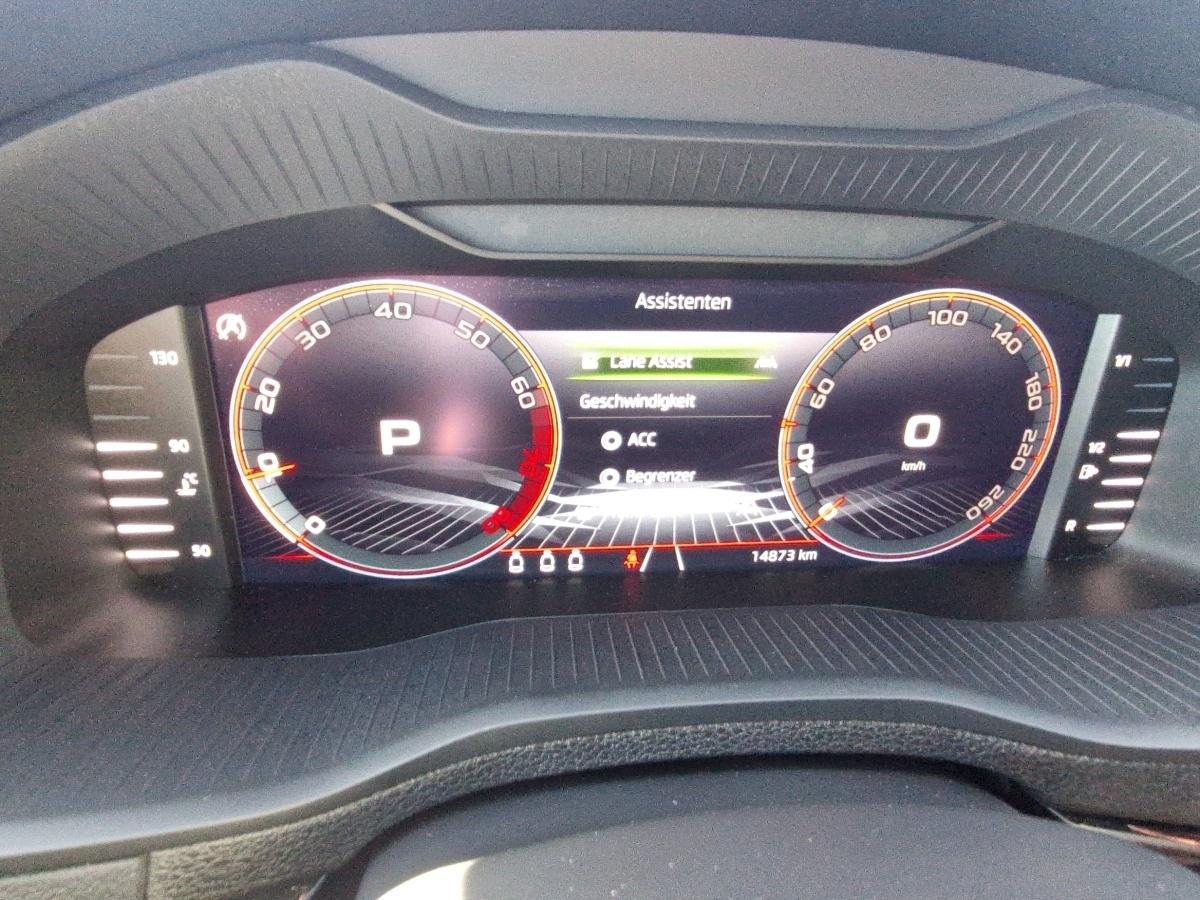 Fahrzeug-Bild 13