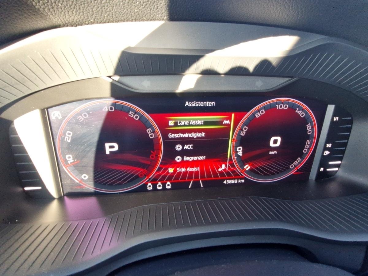 Fahrzeug-Bild 13