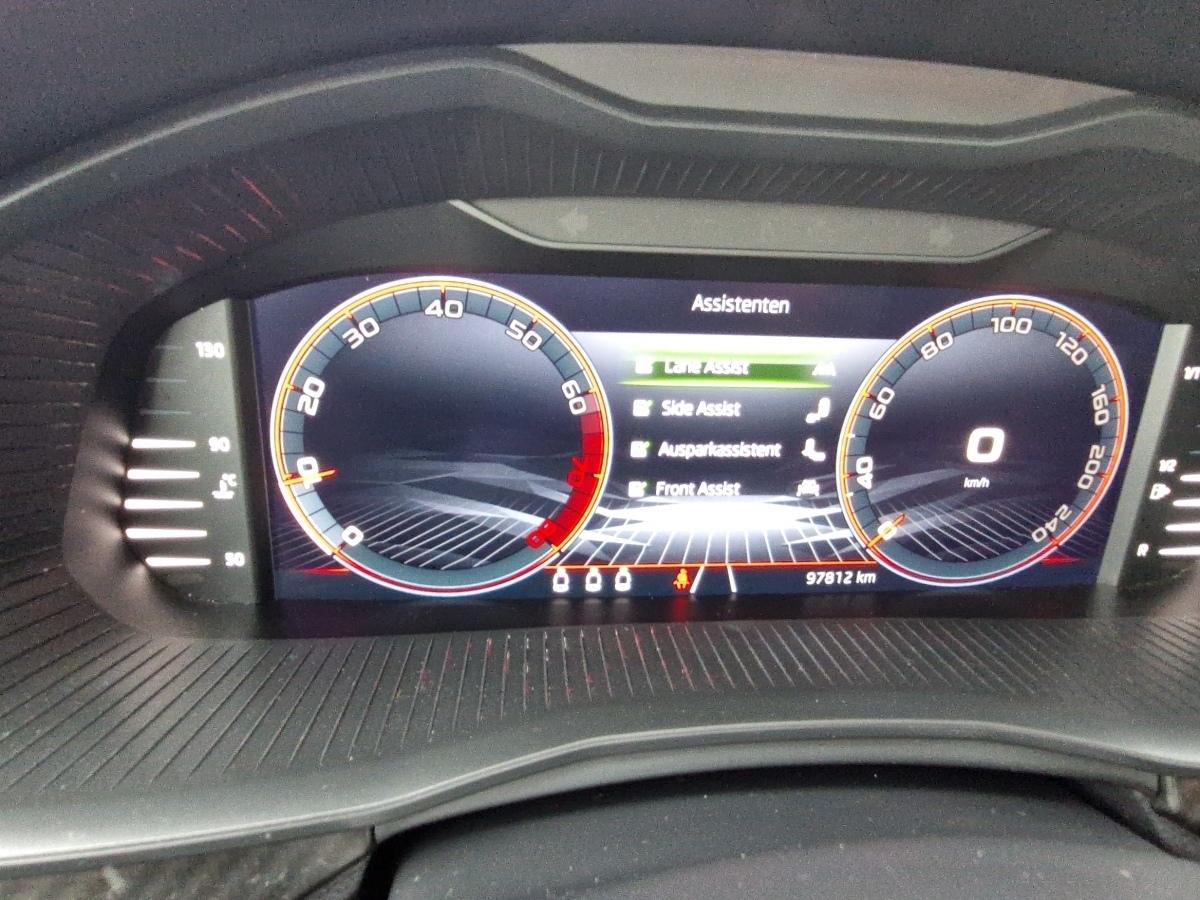 Fahrzeug-Bild 12