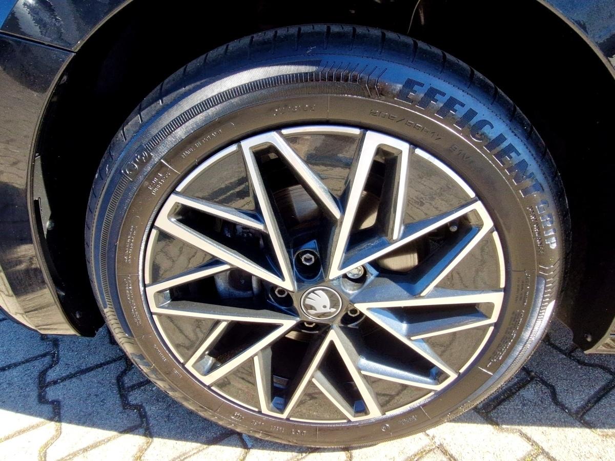 Fahrzeug-Bild 14