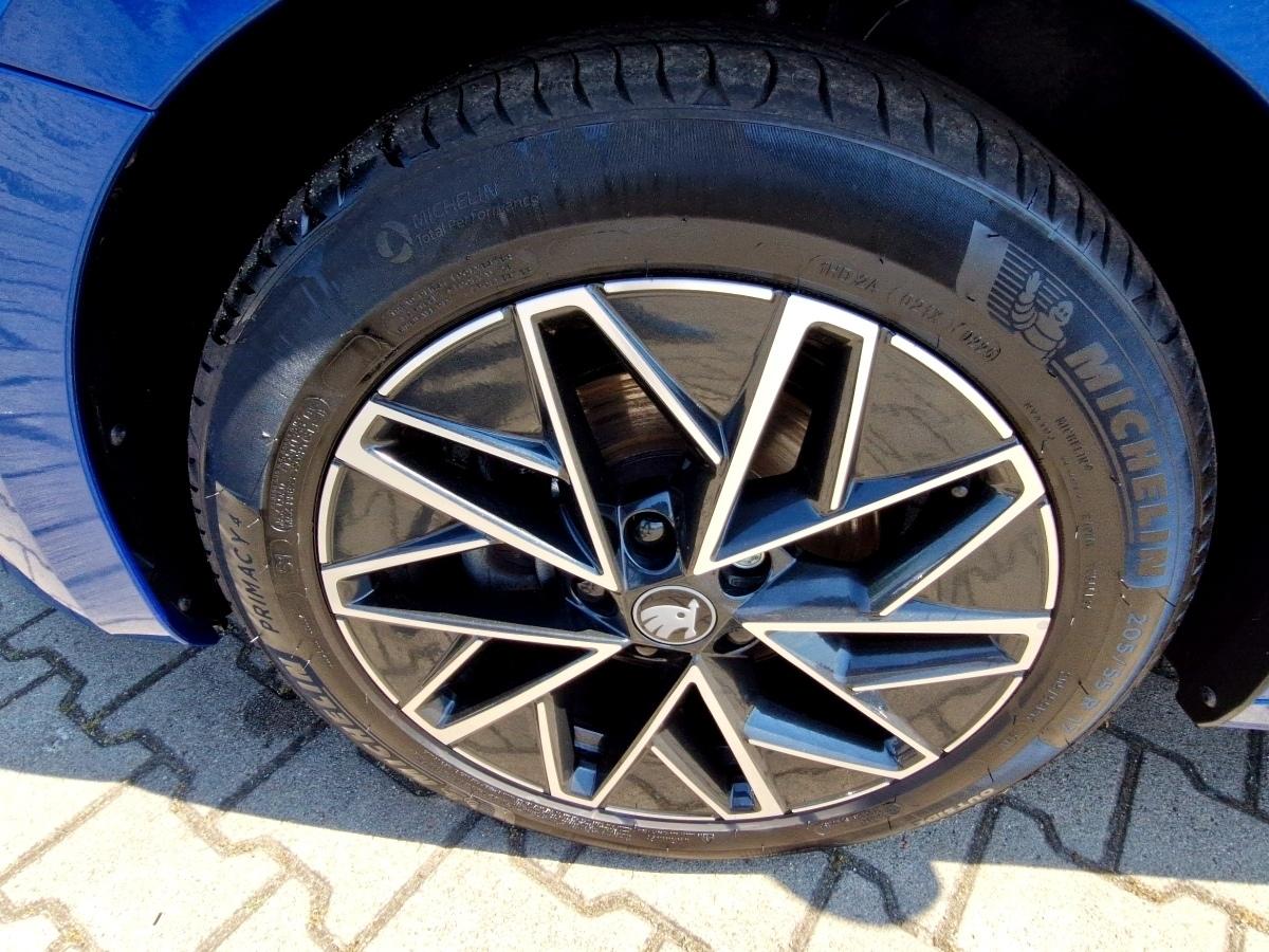 Fahrzeug-Bild 14