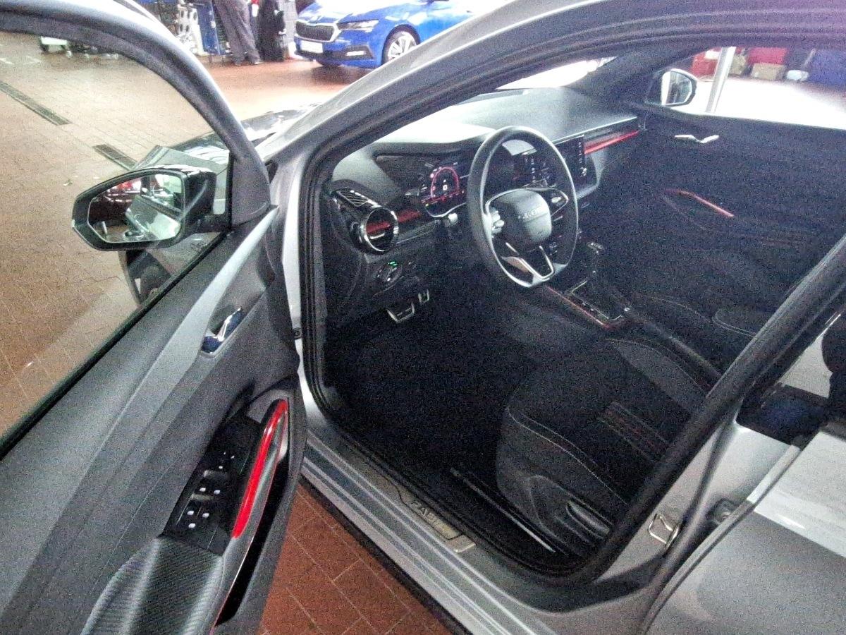 Fahrzeug-Bild 6