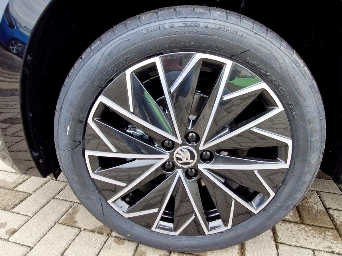 Fahrzeug-Bild 14
