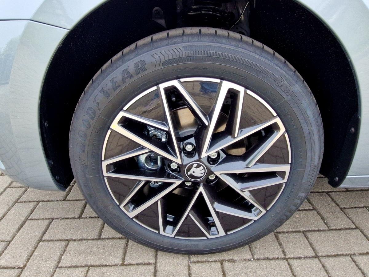 Fahrzeug-Bild 14