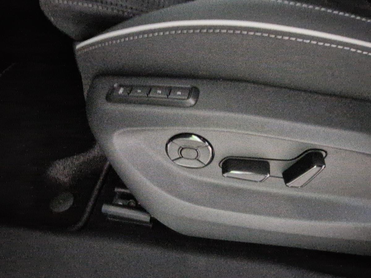 Fahrzeug-Bild 13