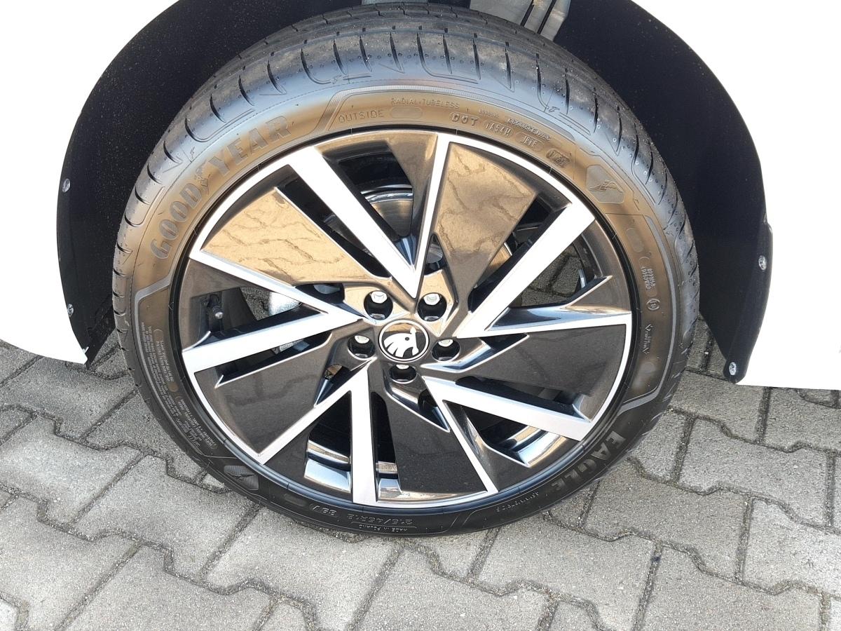 Fahrzeug-Bild 15