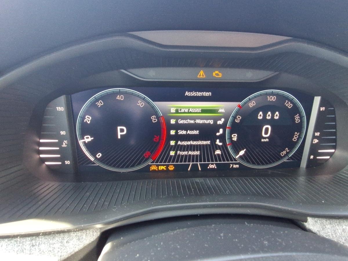 Fahrzeug-Bild 12
