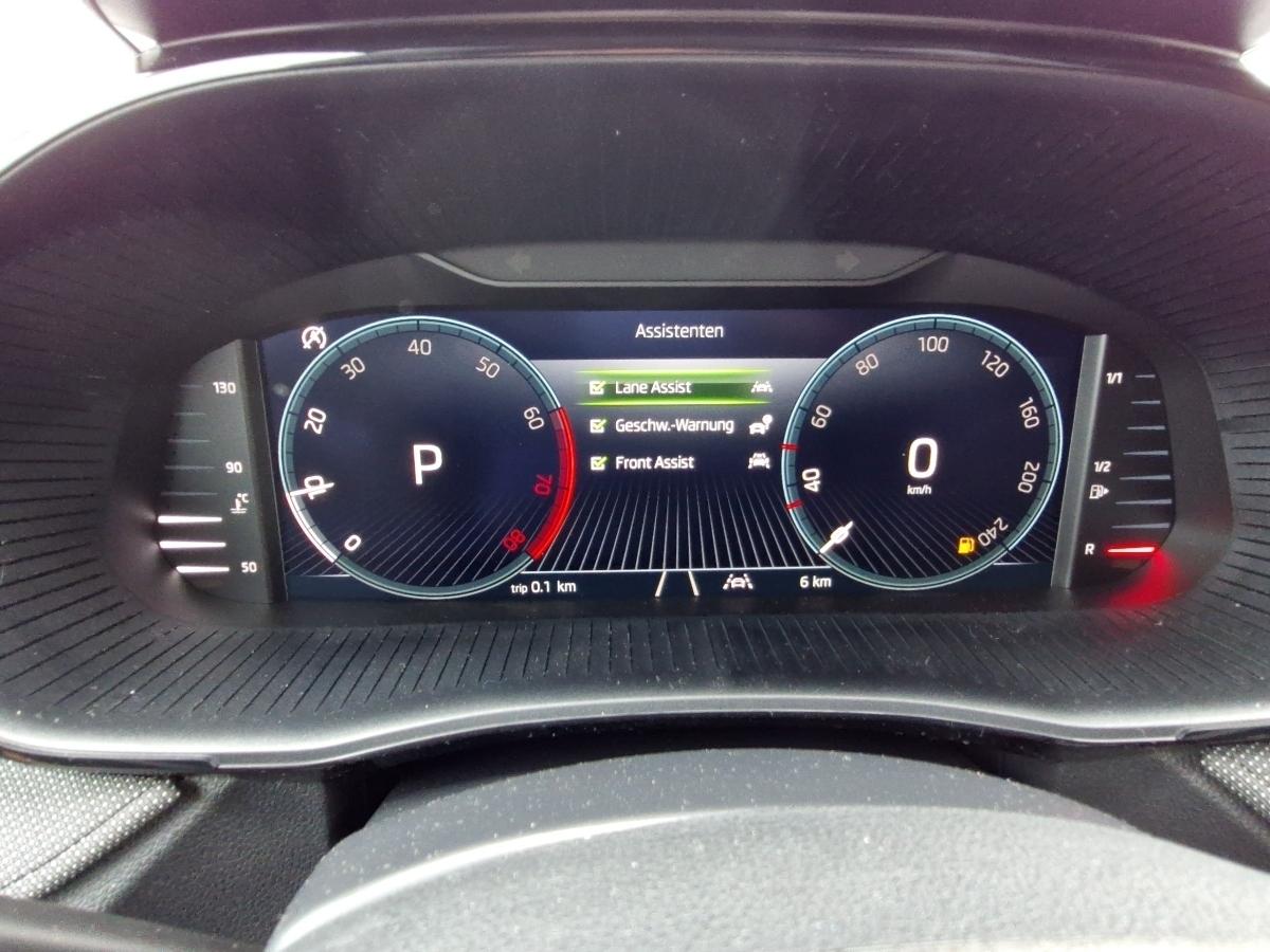 Fahrzeug-Bild 12