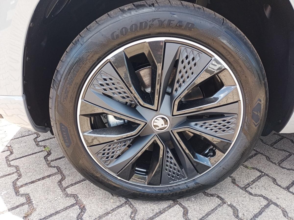 Fahrzeug-Bild 14